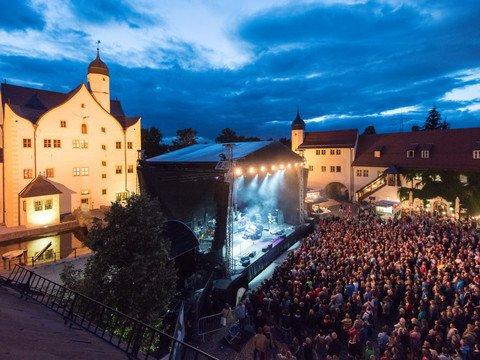 야외 콘서트 (Open-Air-Konzerte)