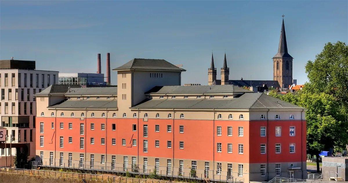 🎨 미술의 집 레나니아 (쿤스트하우스 레나니아)