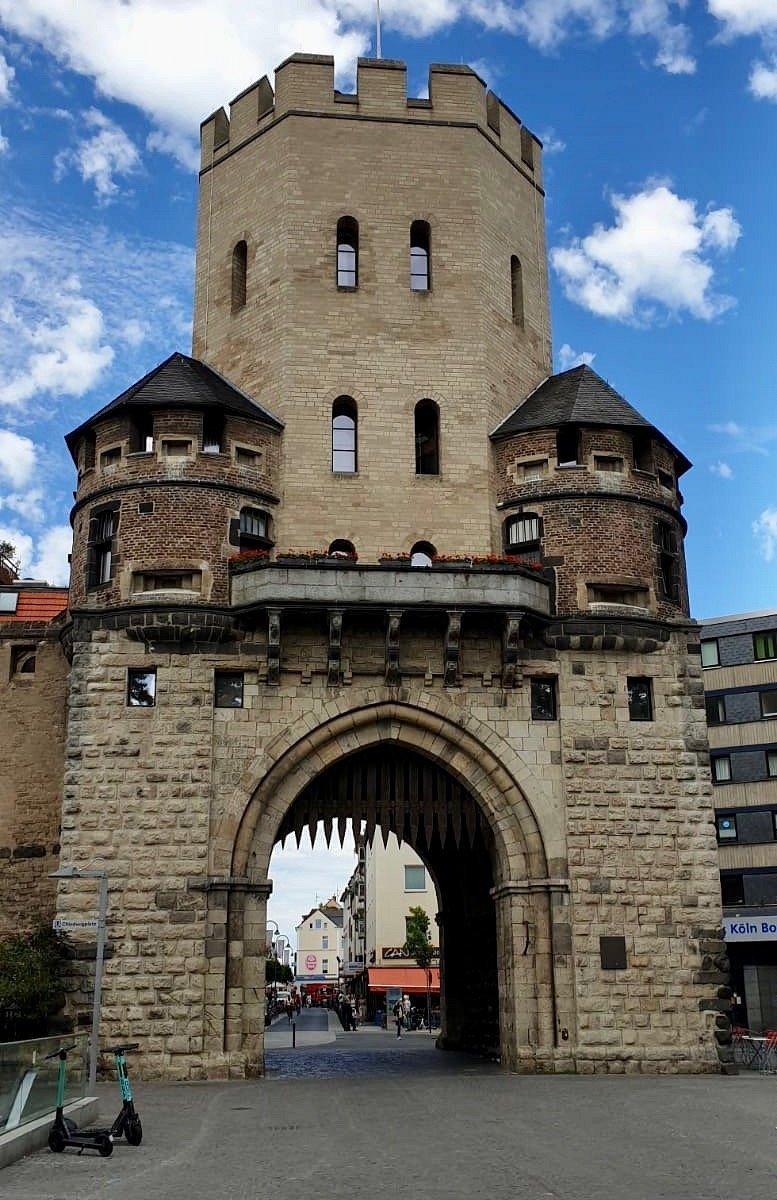 🏰 세베린 성문(제버린스토어부르크)