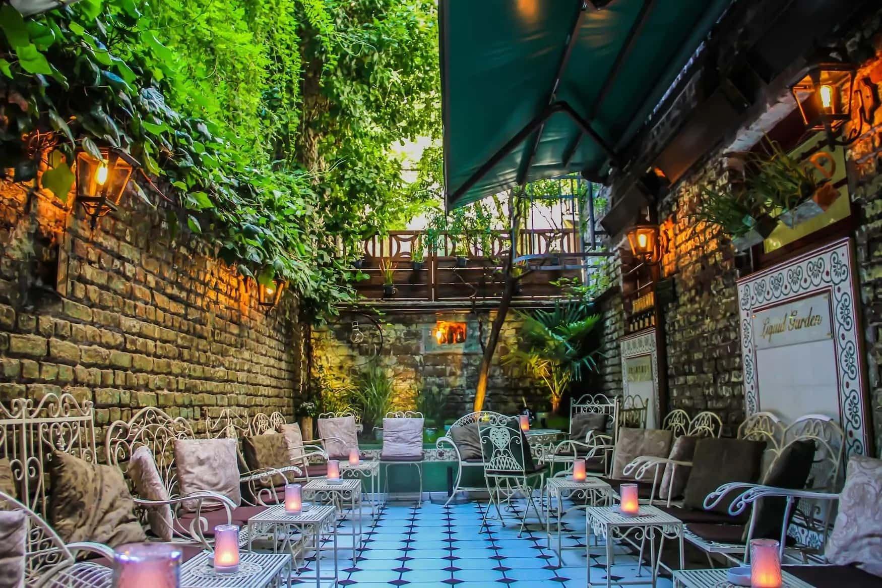 자동 칵테일 머신 "칵테일 조"