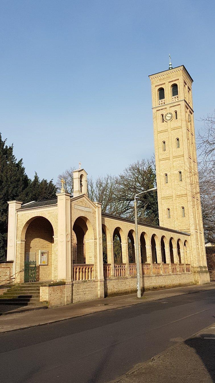 🏞️ 본슈테트 묘지 (보른슈테터 프리트호프)