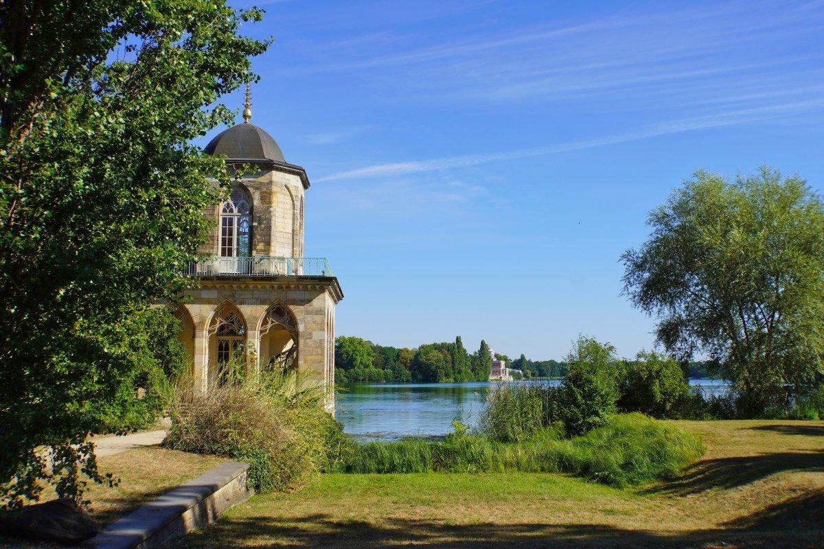 🌳 새로운 정원 (노이어 가르텐)