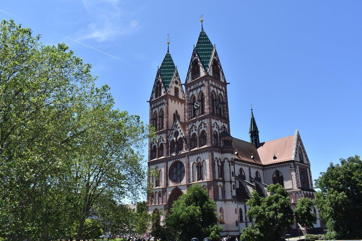 슐로스베르크 전망대 (Aussichtsturm auf dem Schlossberg)
