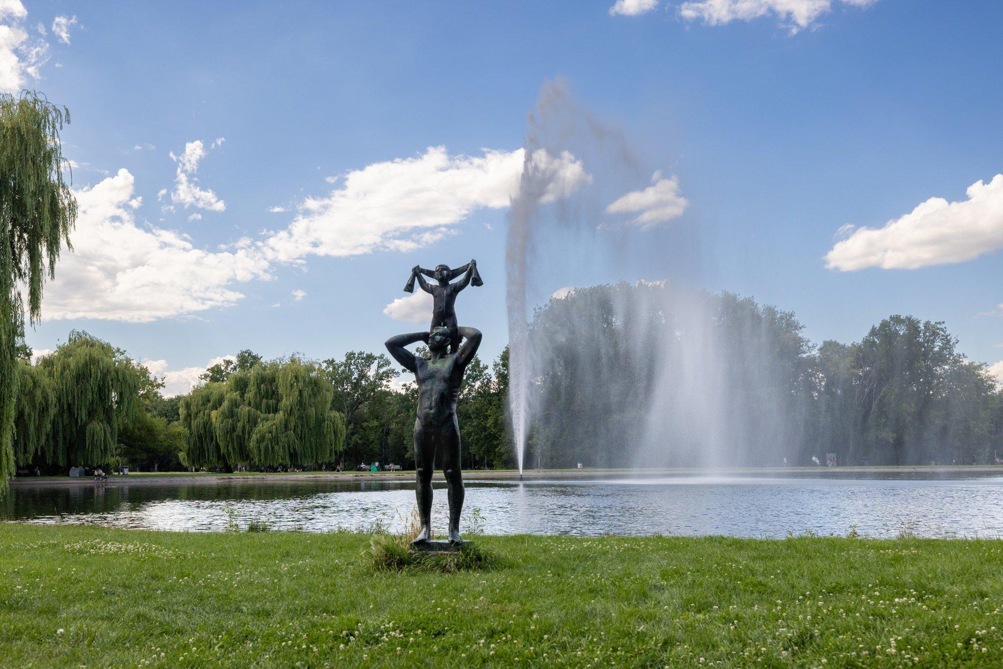 폰테네 분수 주변