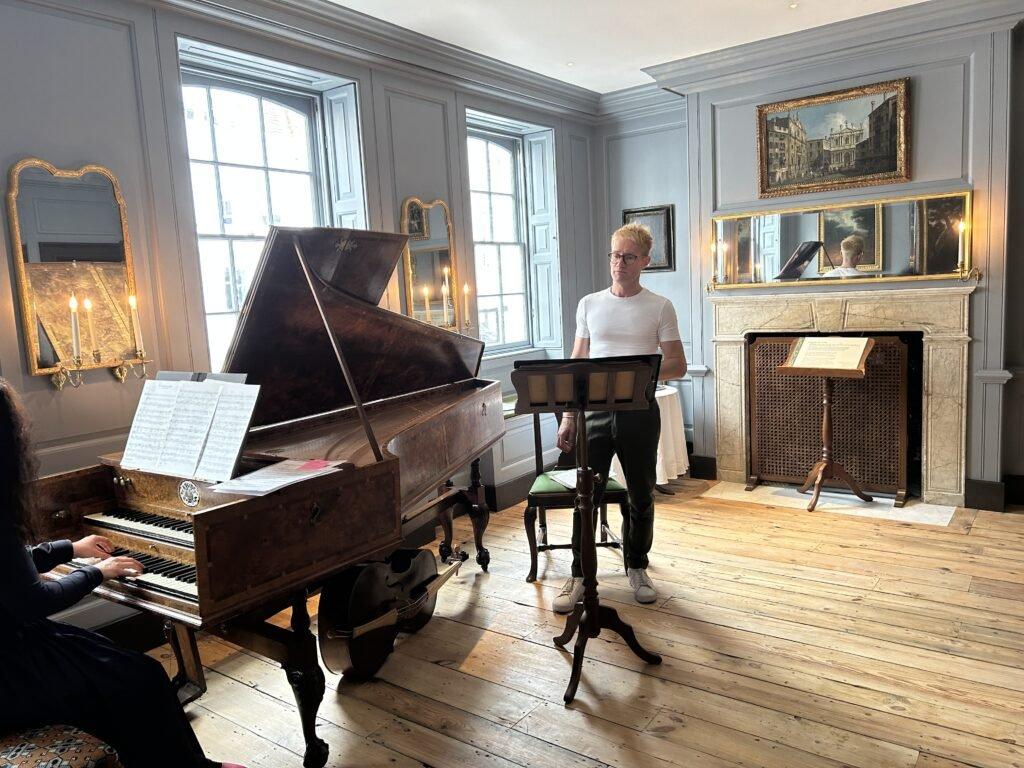 역사적 악기 전시실 (쳄발로, 오르간 등)