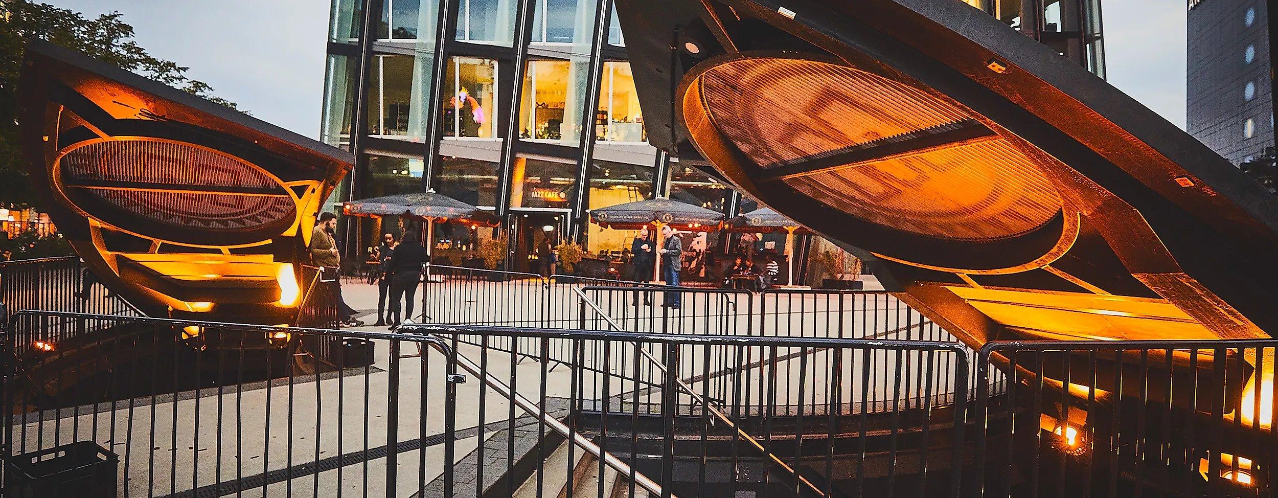 유압식 바닥 게이트 입구