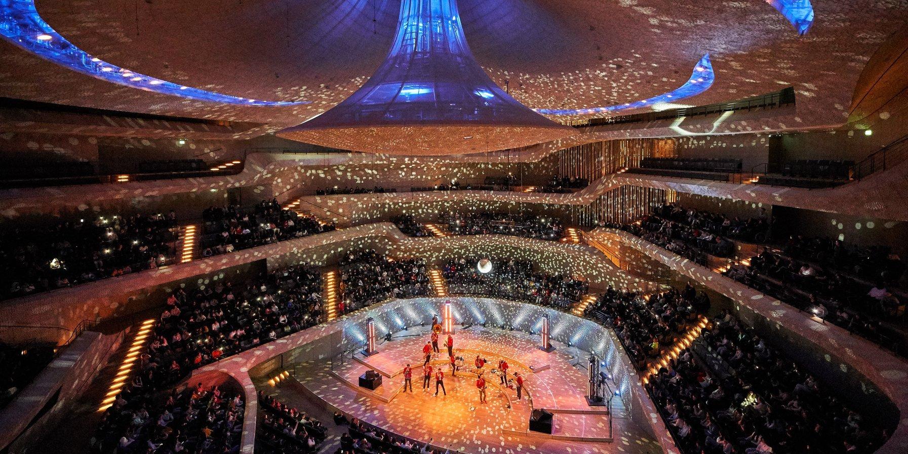 성 니콜라이 기념관 카리용