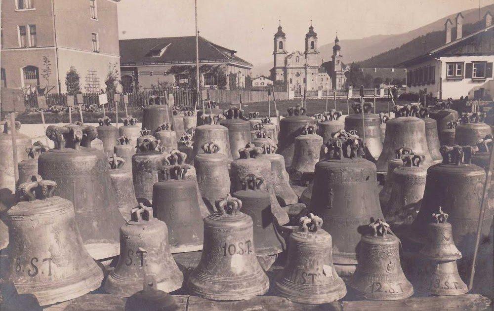 성 니콜라이 기념관 종탑의 종