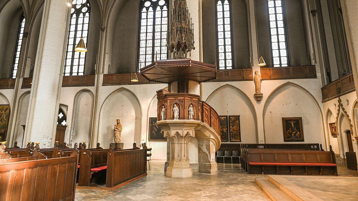 ⛪ 성 베드로 교회 (장크트 페트리 키르헤)