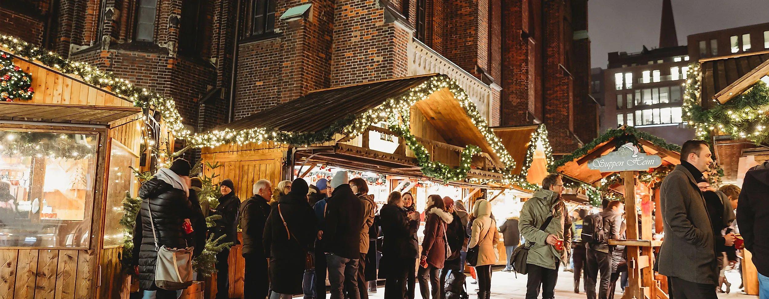 성 베드로 교회 크리스마스 장식