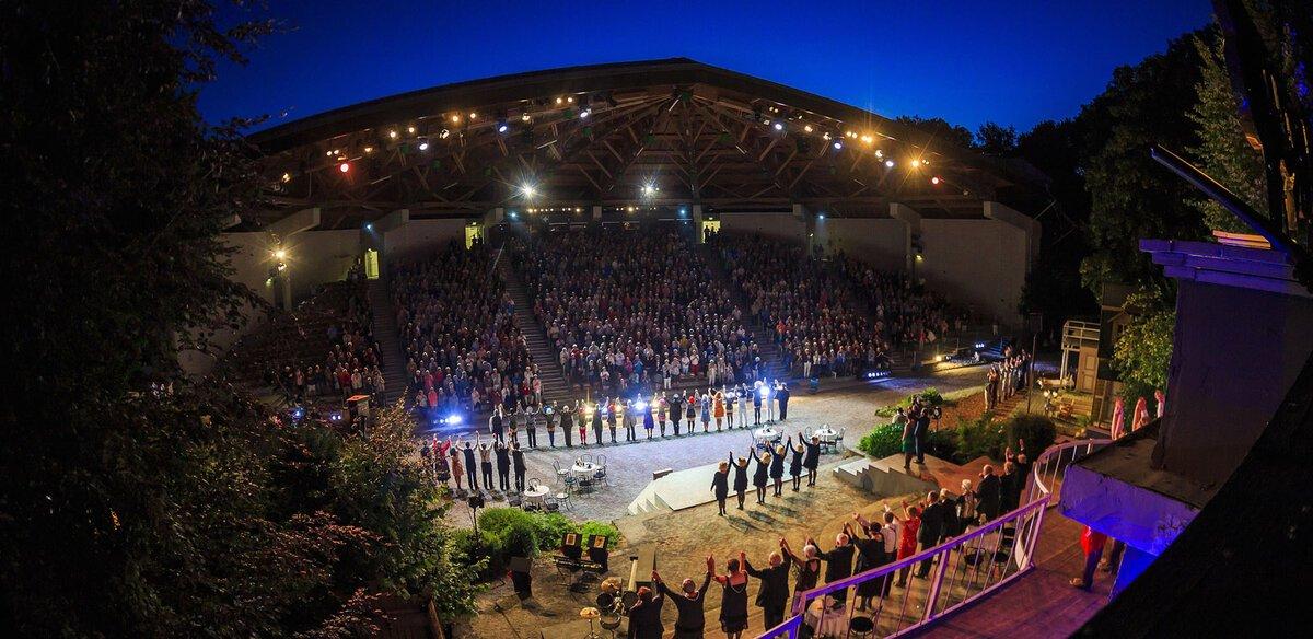 발트뷔네 헤센 스튜디오 공연