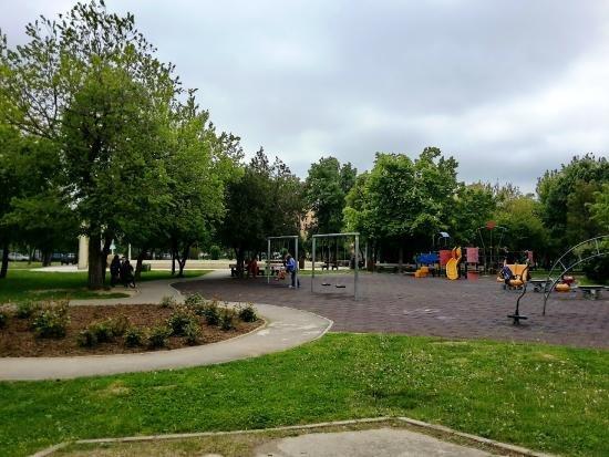 🌳 티타니 공원 (파르쿨 티타니)