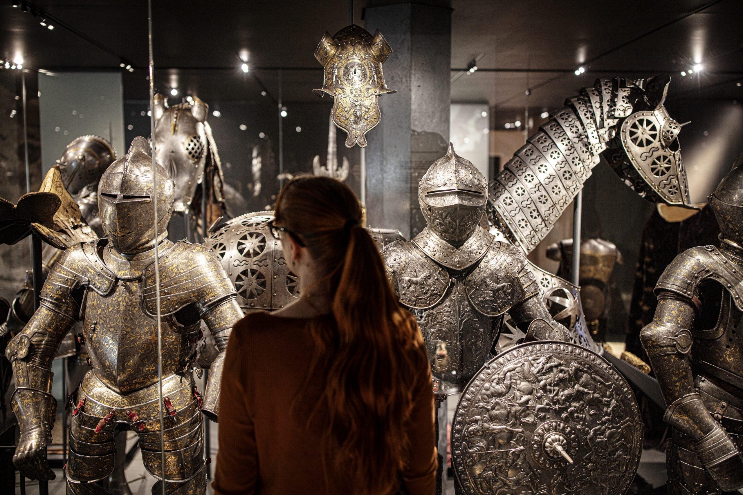 🛡️ 왕립 무기고 (리브루스트캄마렌)