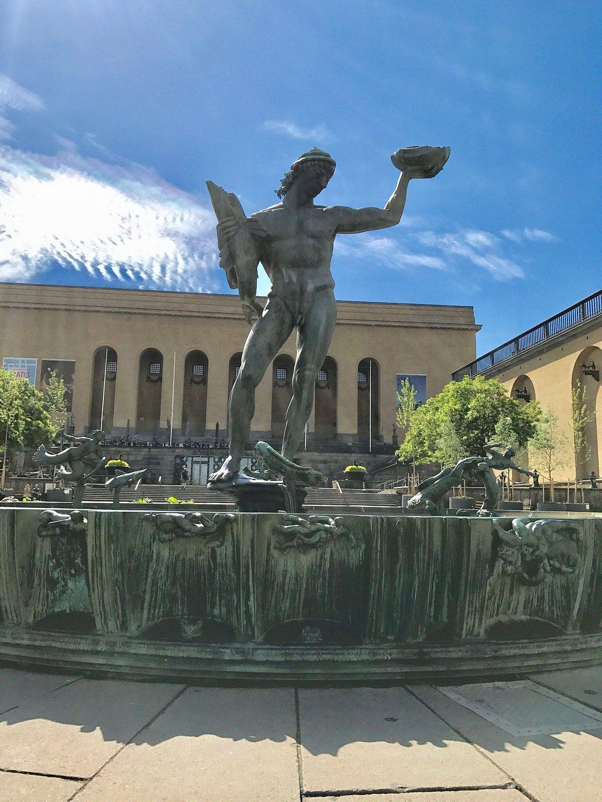 🔱 포세이돈 동상 (스타튄 포세이돈)