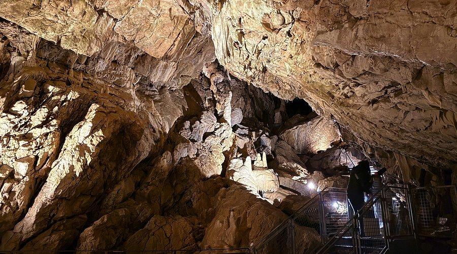 🏞️ 발로르브 동굴(그로트 드 발로르브)