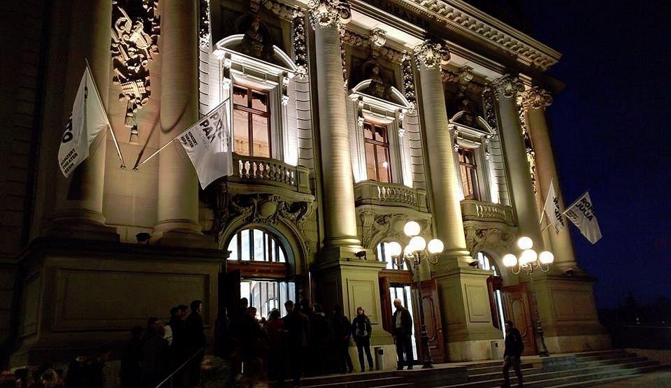 🎭 슈타트테아터 - 뷔넨 베른