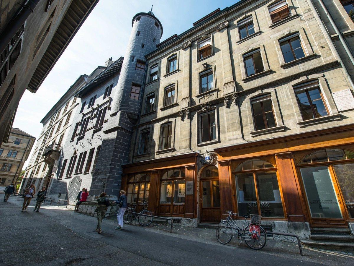 🏛️ 메종 타벨 (Maison Tavel)