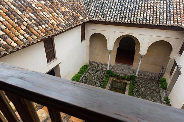 🕌 다르 알 오라 궁전(팔라시오 데 다르 알 오라)