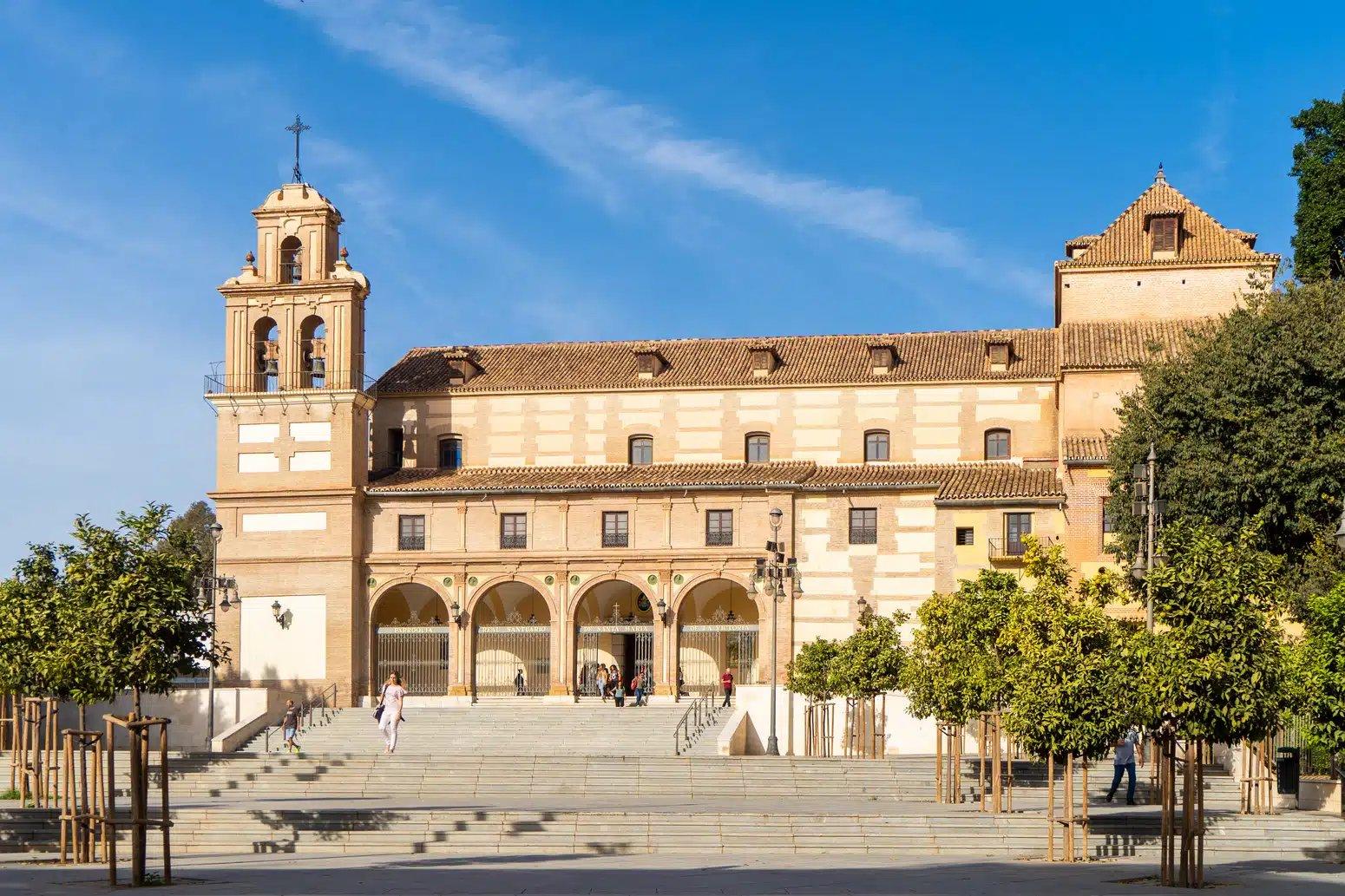 ⛪ 빅토리아 성모 성당(산투아리오 데 라 빅토리아)
