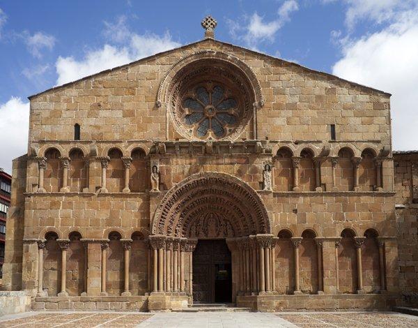 ⛪ 산토 도밍고 성당 (Iglesia de Santo Domingo)
