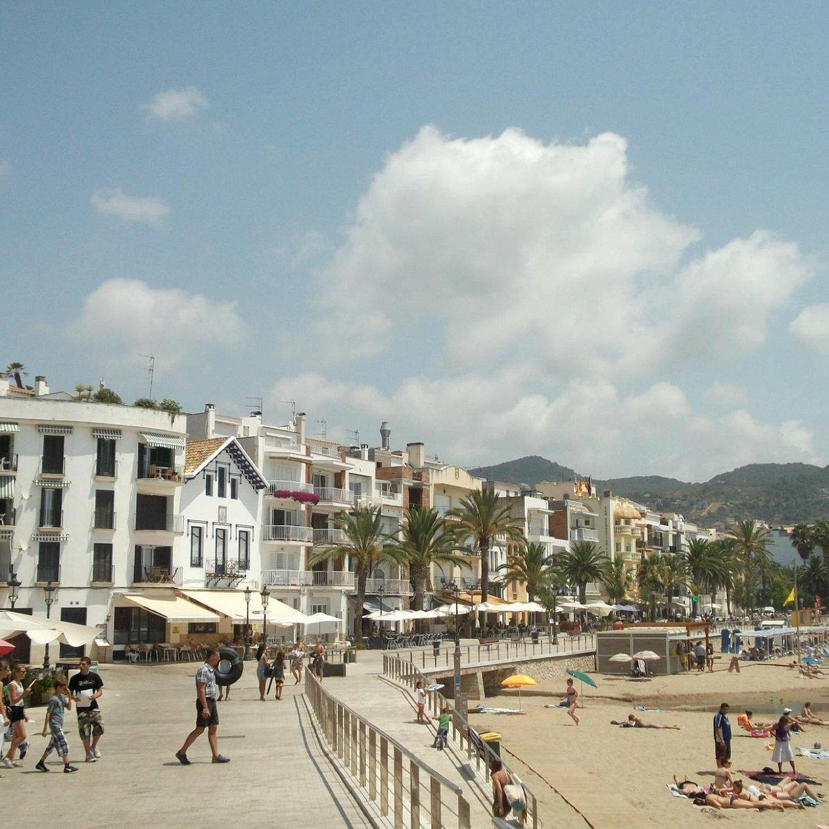 🏖️ 시체스 해변(Playa de Sitges)