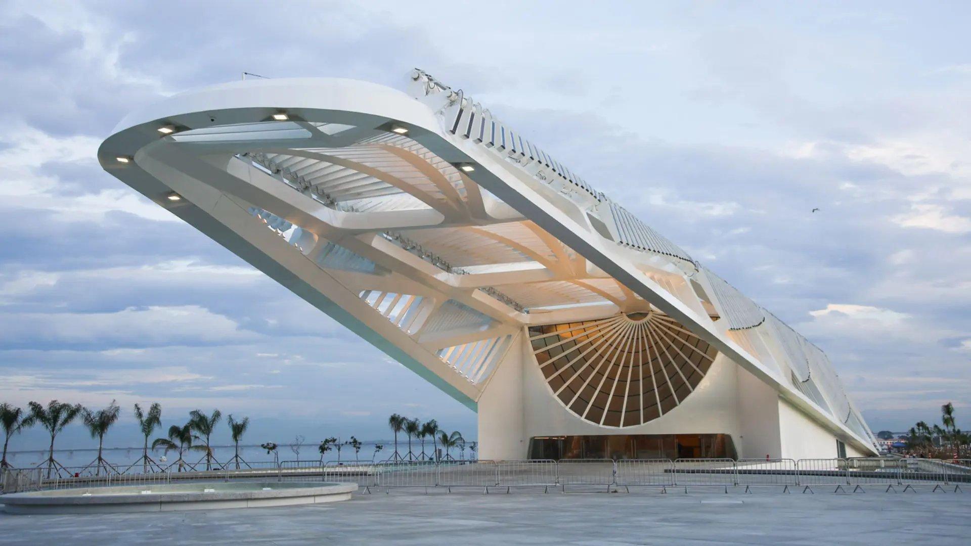 🍬 투론 박물관 (무세우 델 토로)