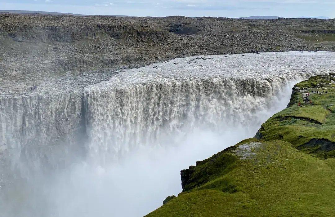 🌊 데티포스 (서쪽)