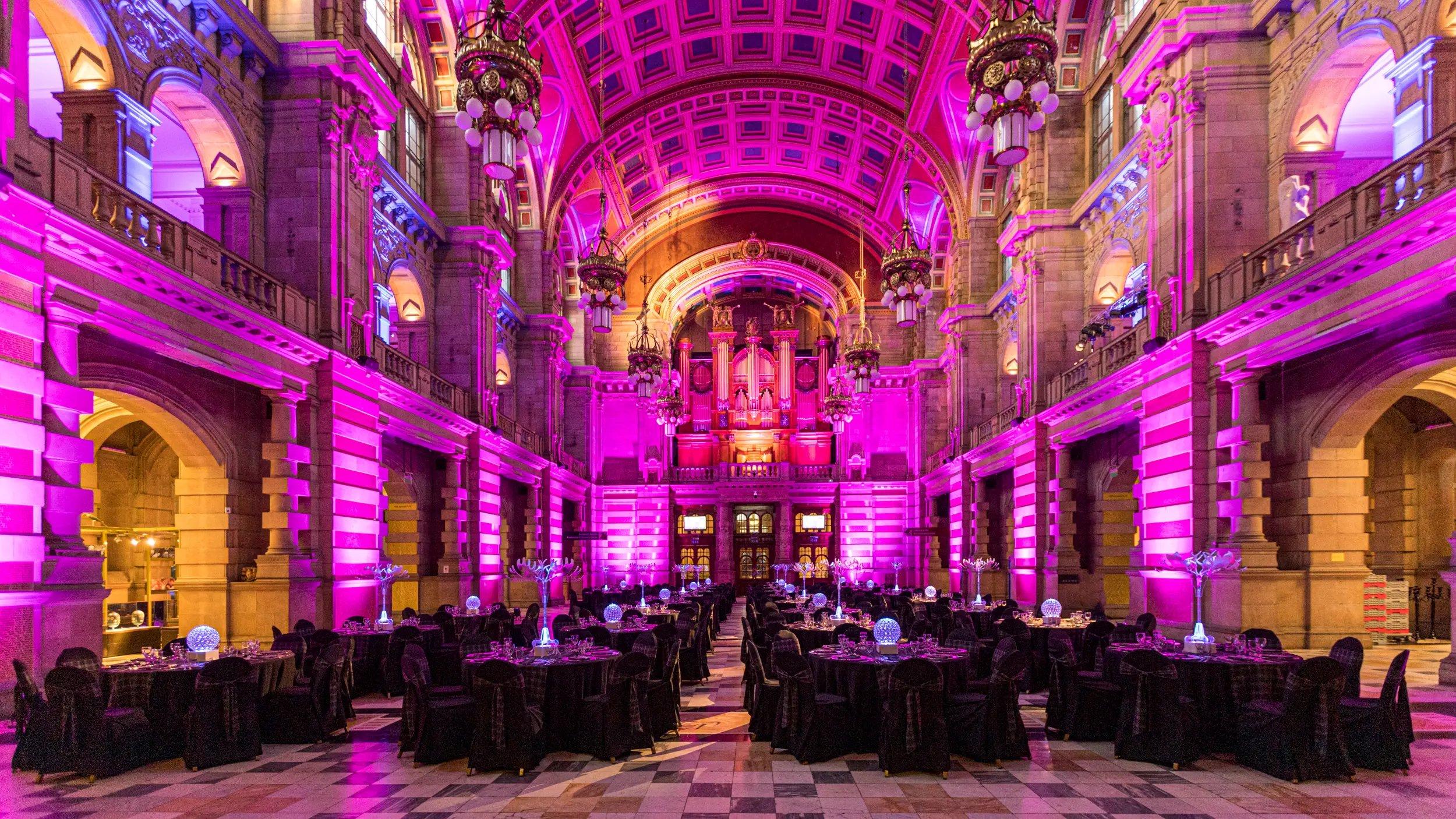 중앙 홀 (Centre Hall)