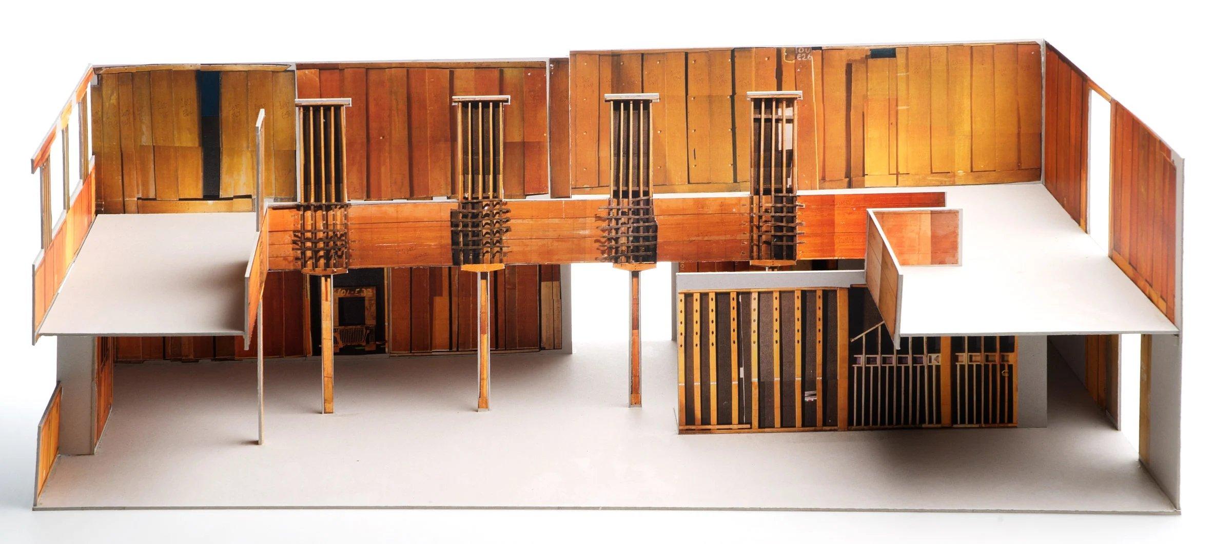 찰스 레니 매킨토시의 오크 룸 내부