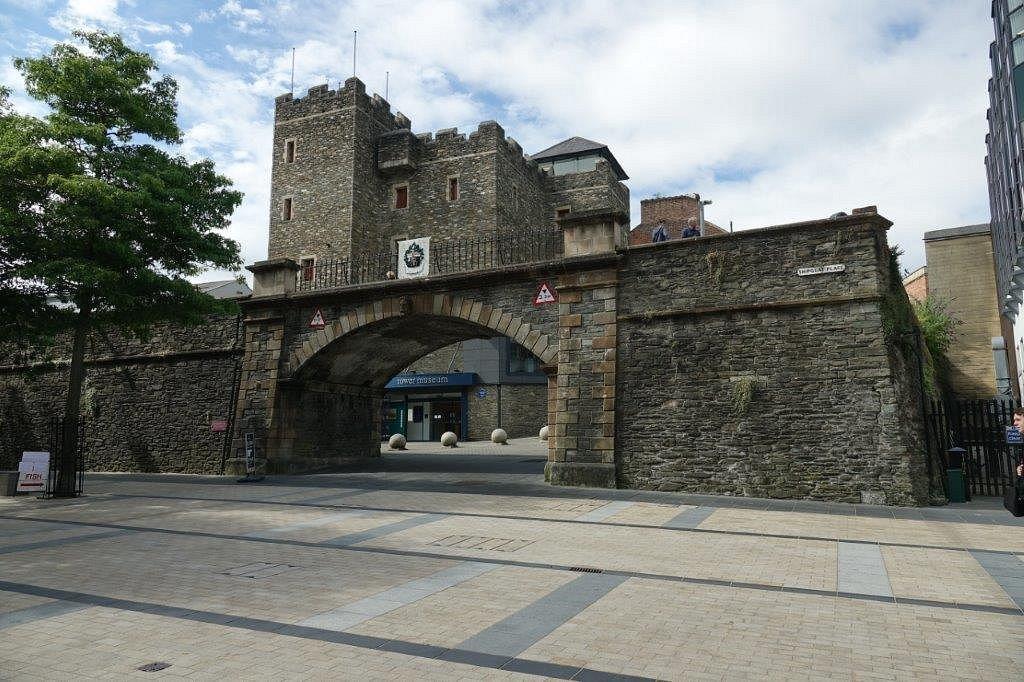 🏛️ 타워 박물관 (타워 뮤지엄)