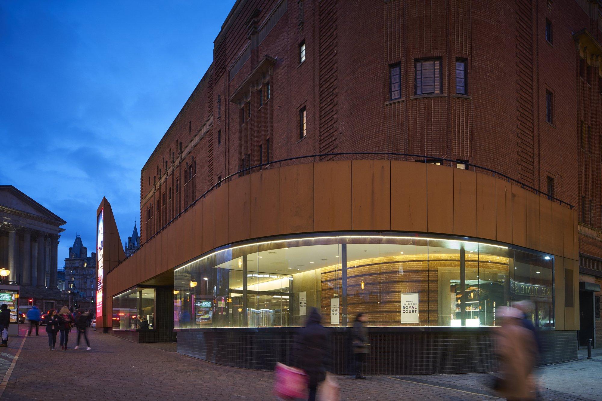 🎭 로열 코트 극장 (Royal Court Theatre)