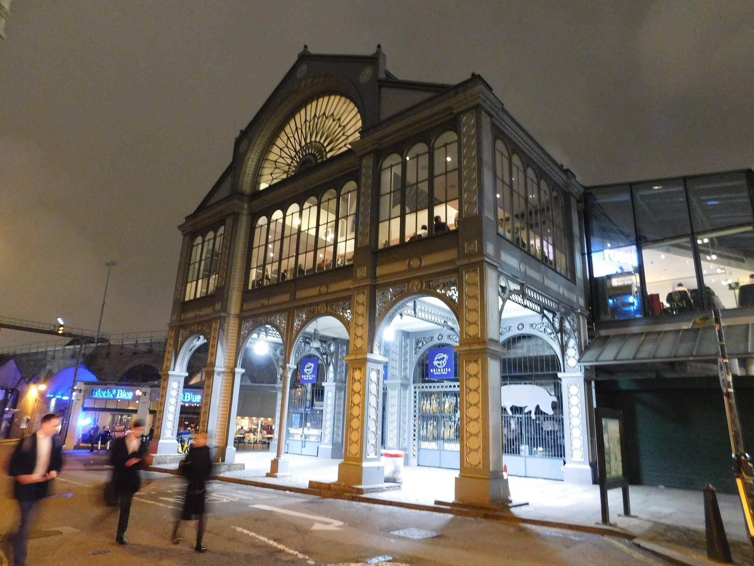 플로럴 홀 남쪽 포르티코 (Floral Hall South Portico)