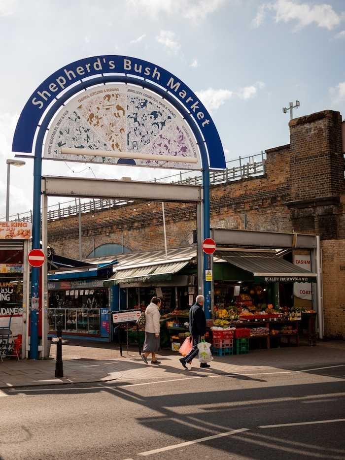 🛍️ 셰퍼드 부시 마켓 (Shepherd's Bush Market)
