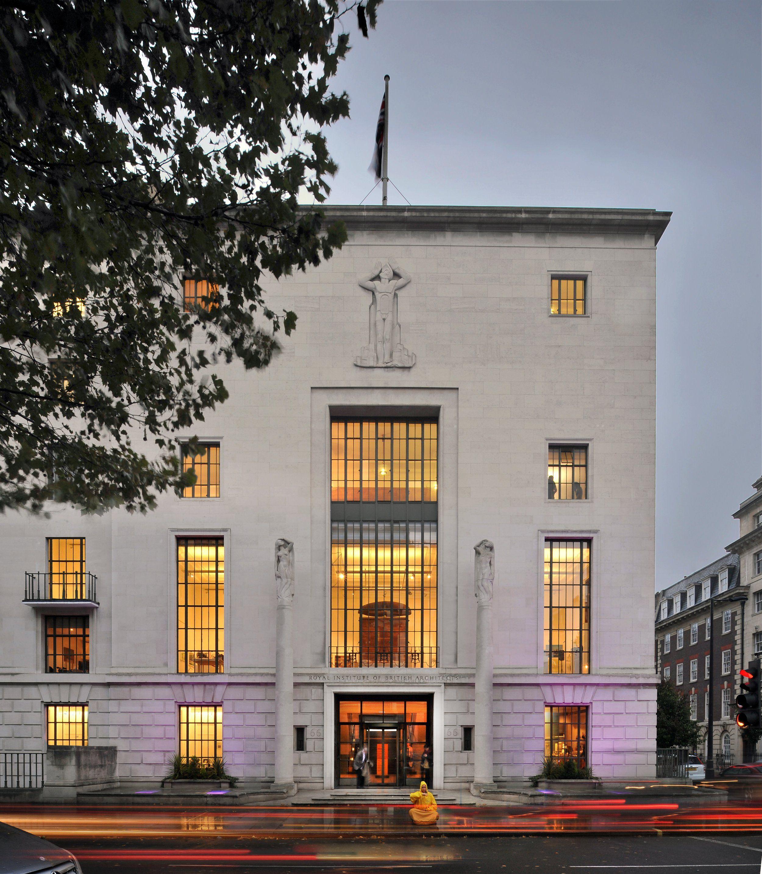 🏛️ 왕립 연구소 (로열 인스티튜션)