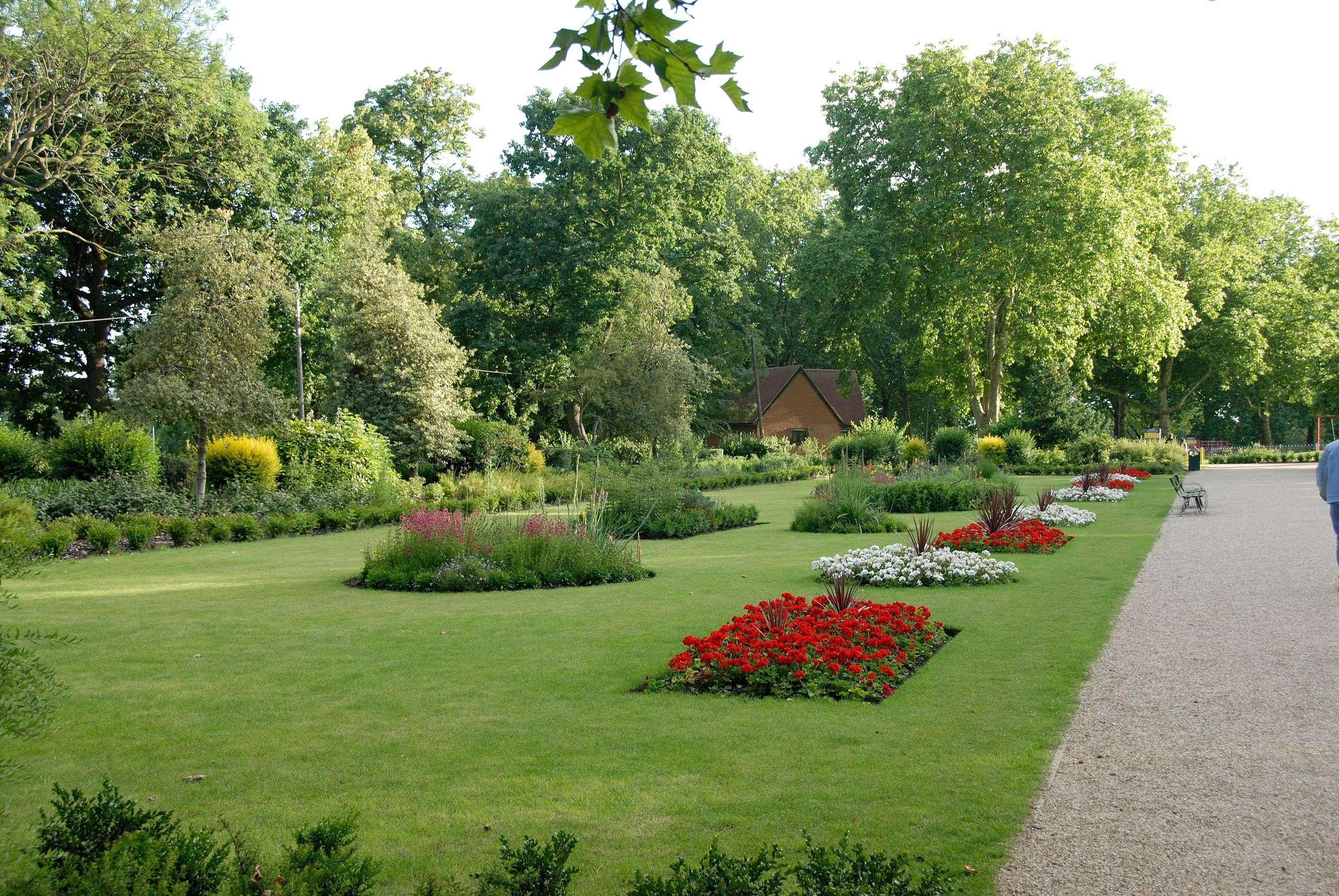 매켄지 가든 (Mackenzie Garden)