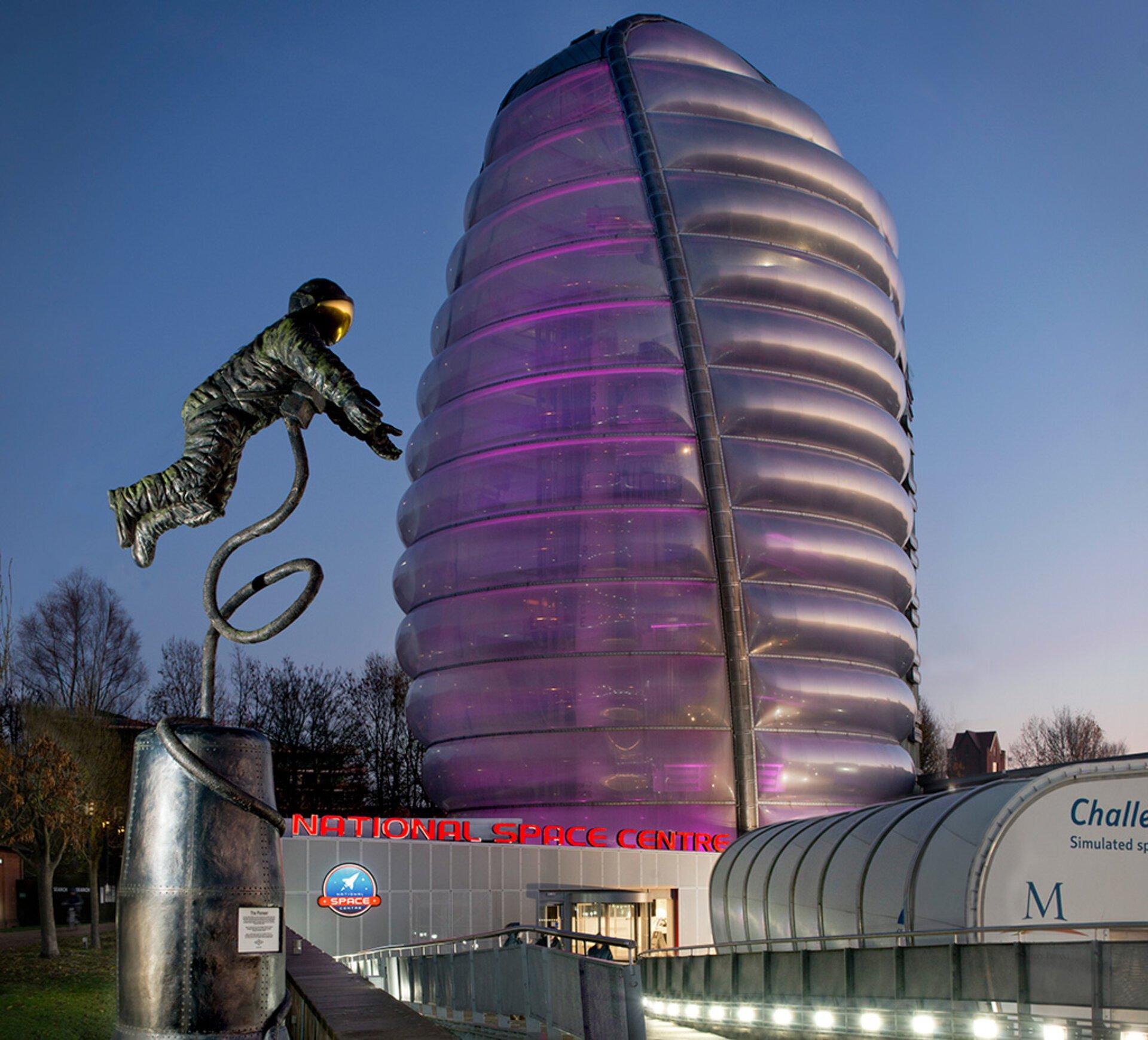 🚀 국립 우주 센터(내셔널 스페이스 센터)