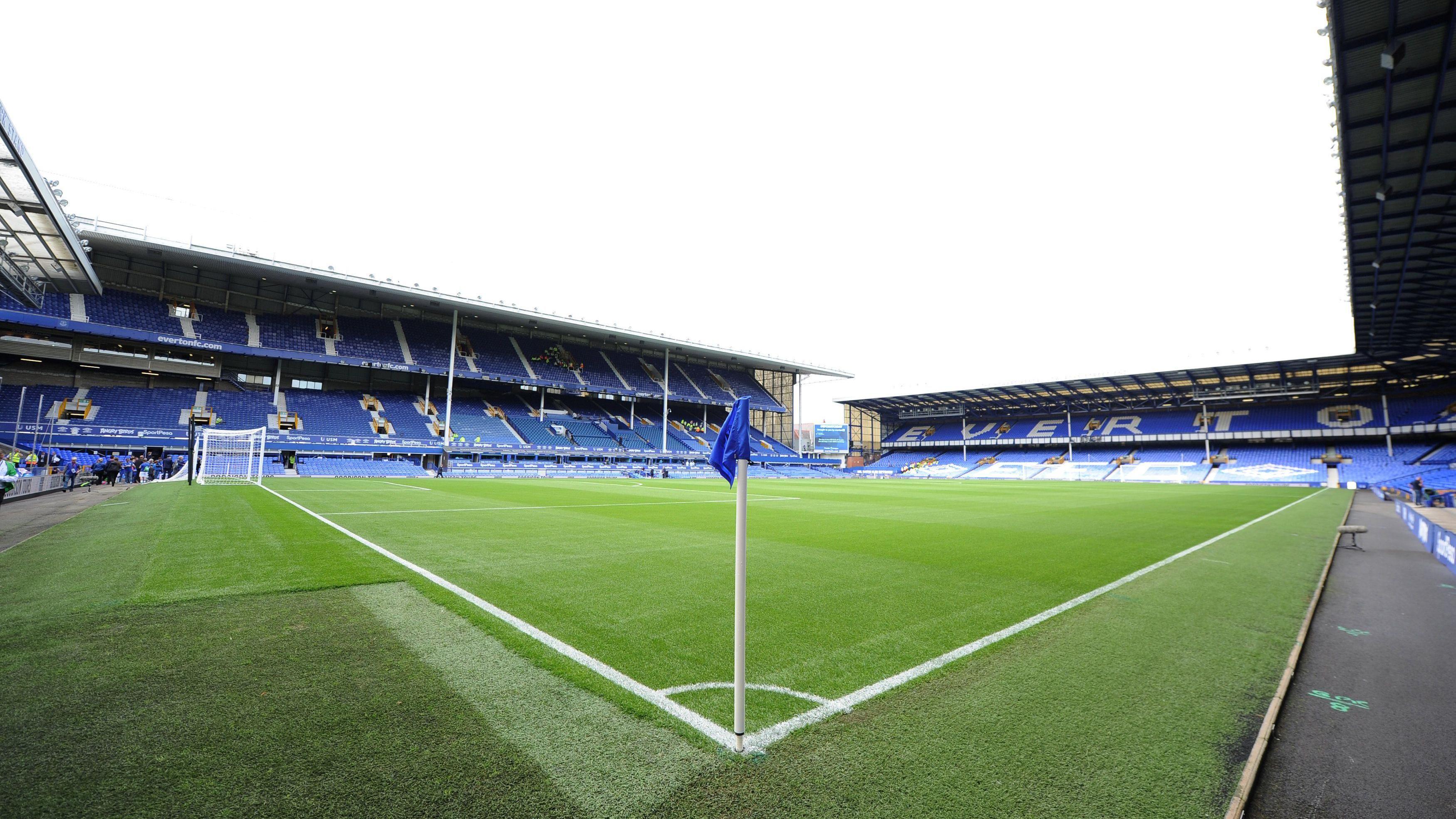 스탠드에서 바라본 경기장 전경