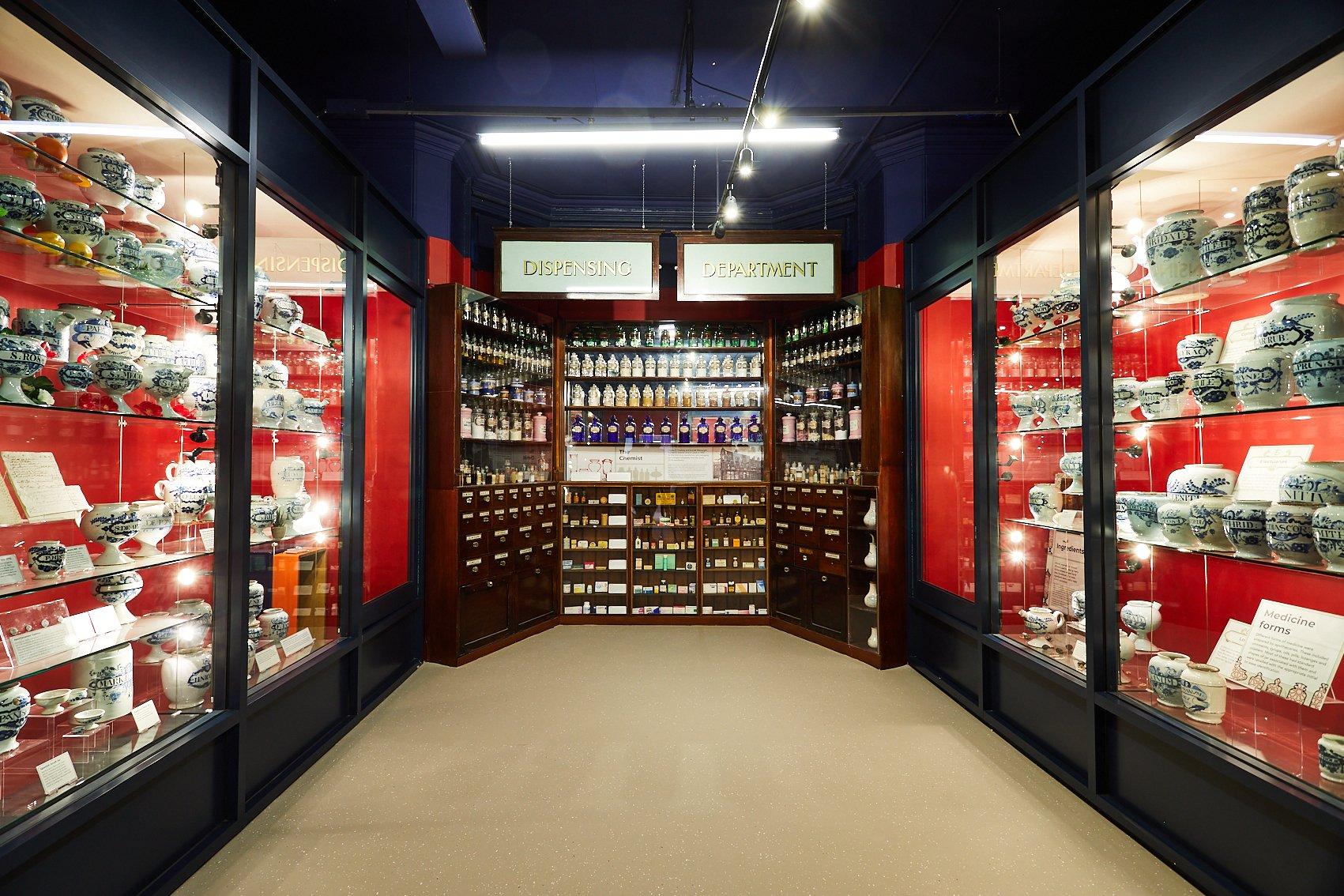 약제상점 (The Apothecary)