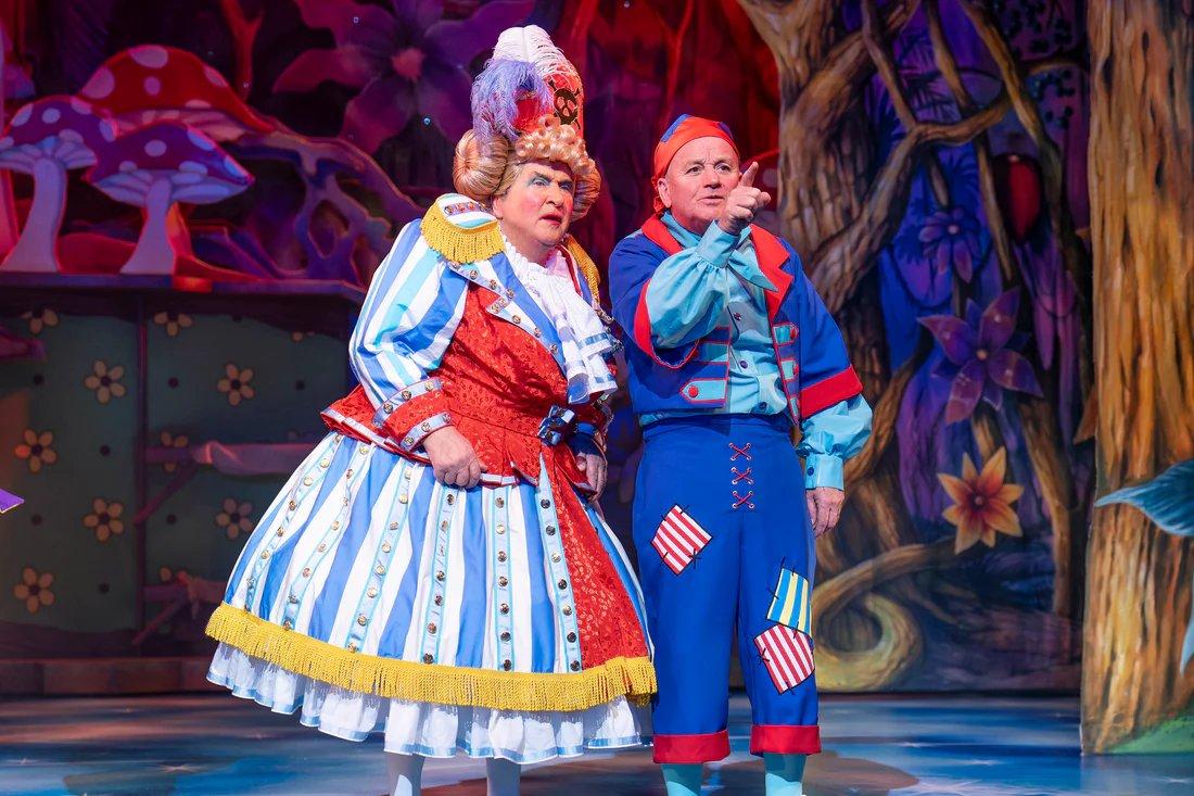 그랜드 오페라 하우스 팬터마임 공연 포스터