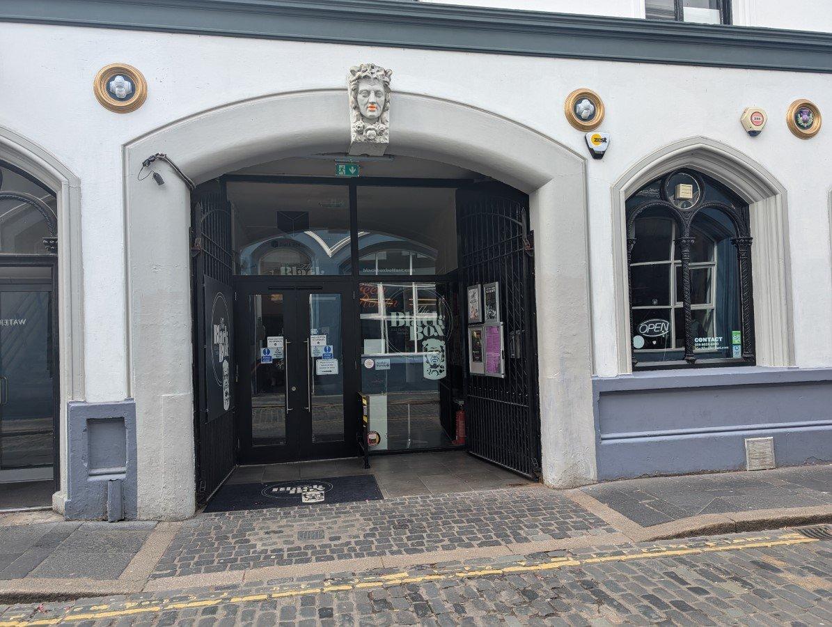 🎭 블랙박스 (더 블랙 박스)