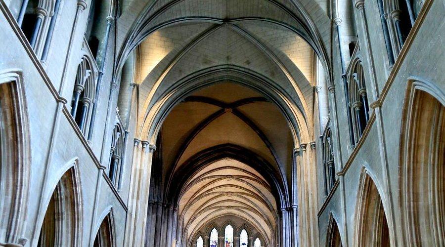 ⛪ 성 패트릭 성당 (세인트 패트릭스 처치)