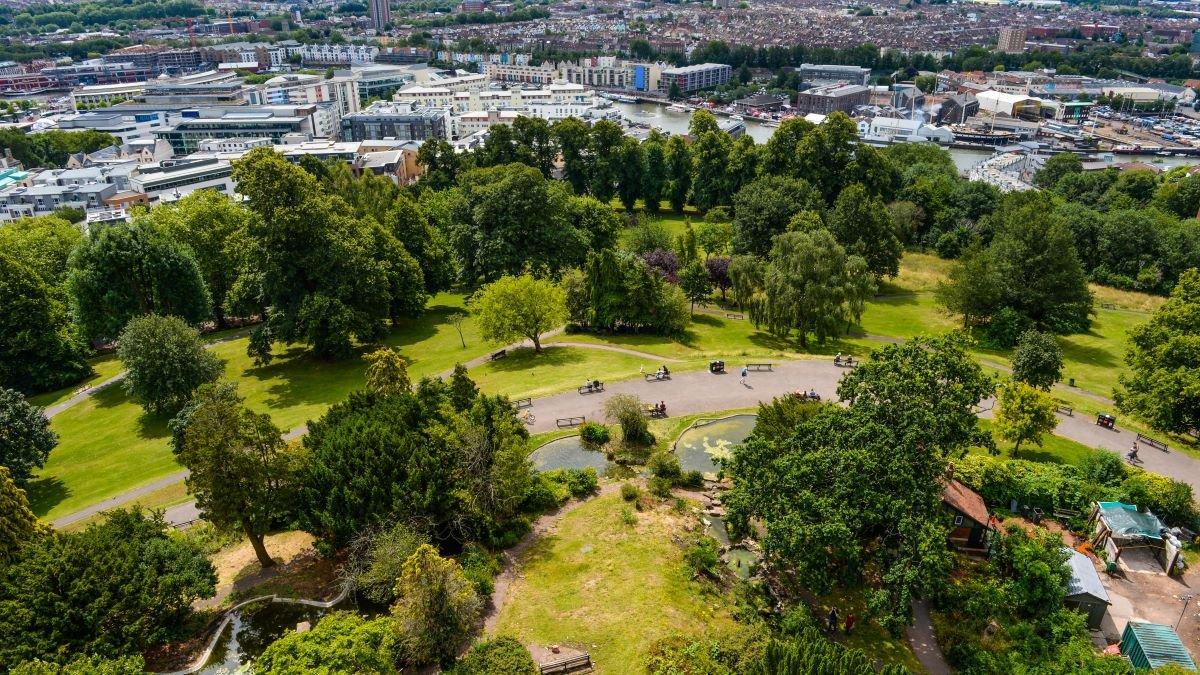 탑 최상층 전망대