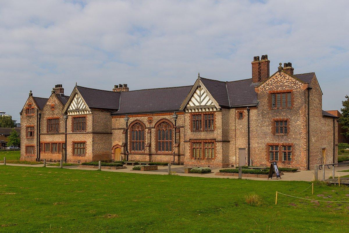 🏛️ 올솔 홀 (Ordsall Hall)