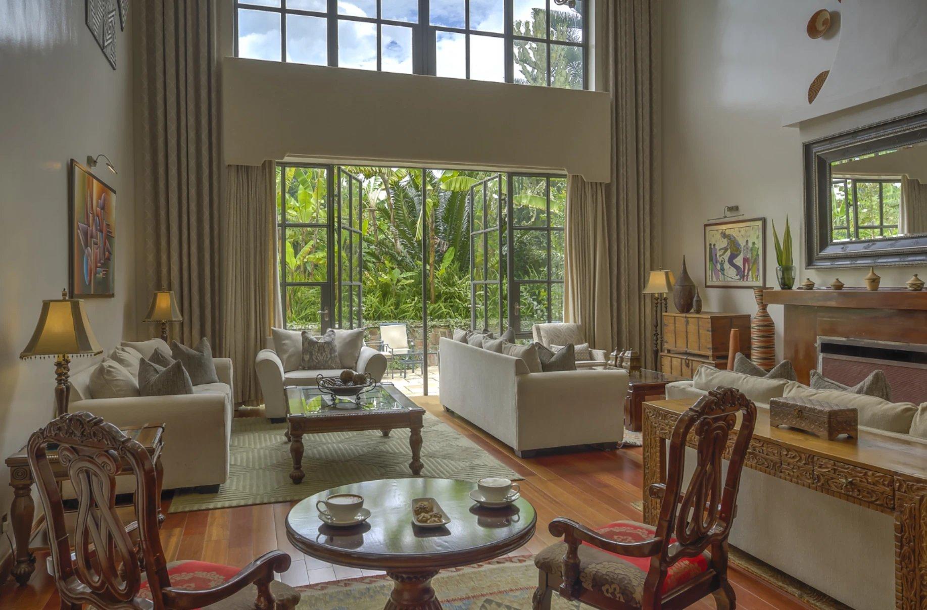 🏛️ 비숍스 하우스(Bishops' House)