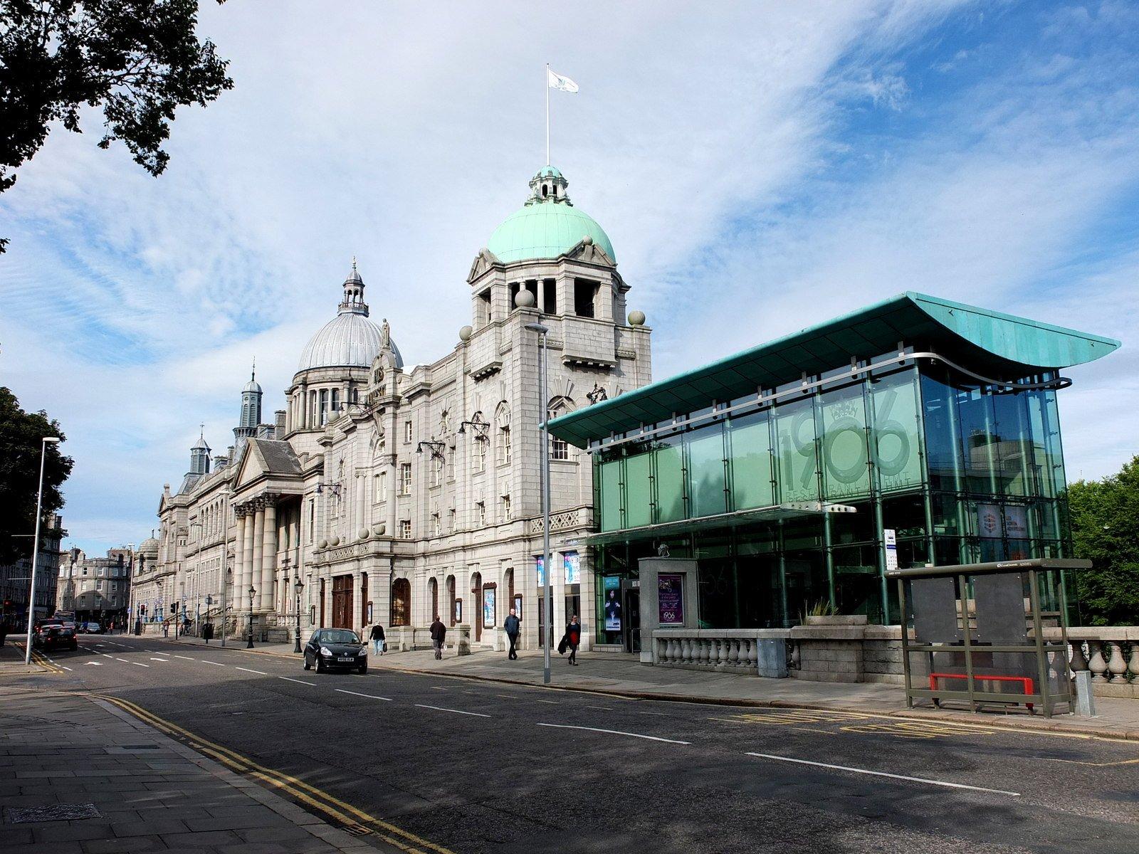 🎭 국왕 폐하의 극장 (히즈 마제스티스 시어터)