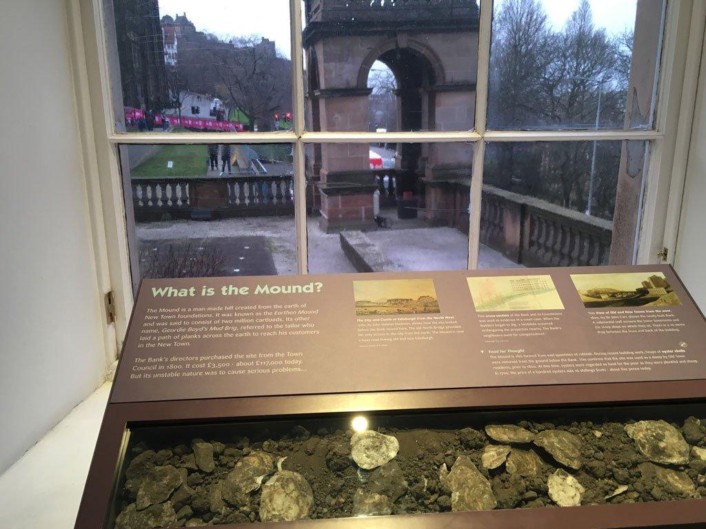 박물관 창가 (뉴타운 전망)