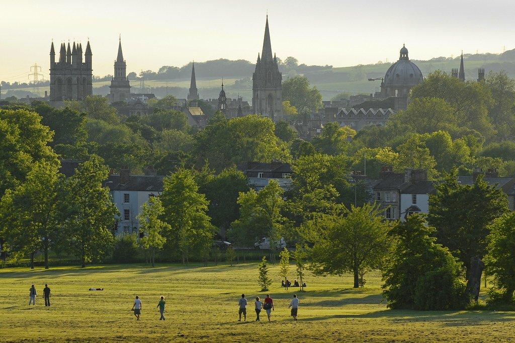공원 정상 (헤딩턴 힐 방면)