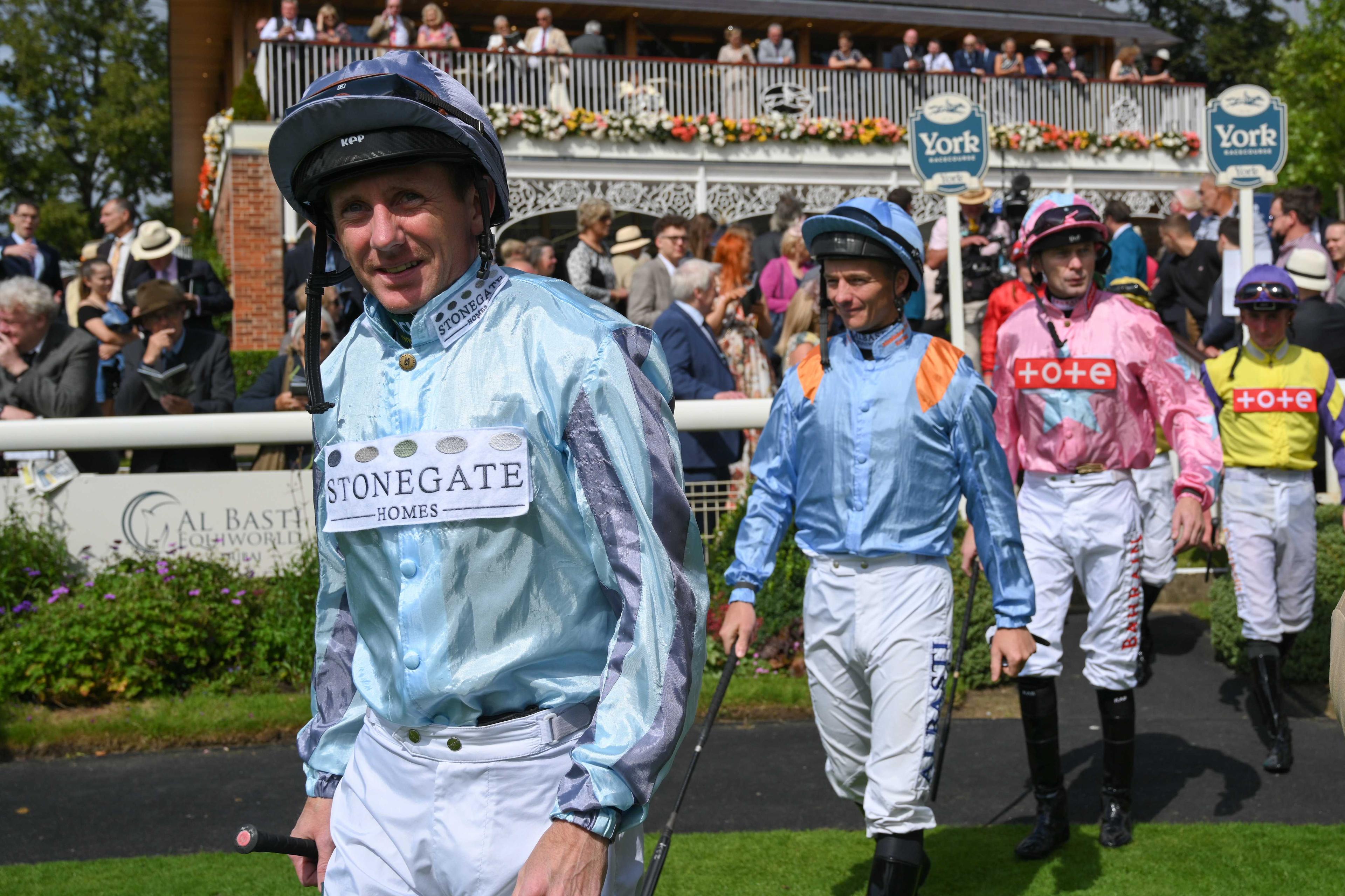 예시장 (Parade Ring)