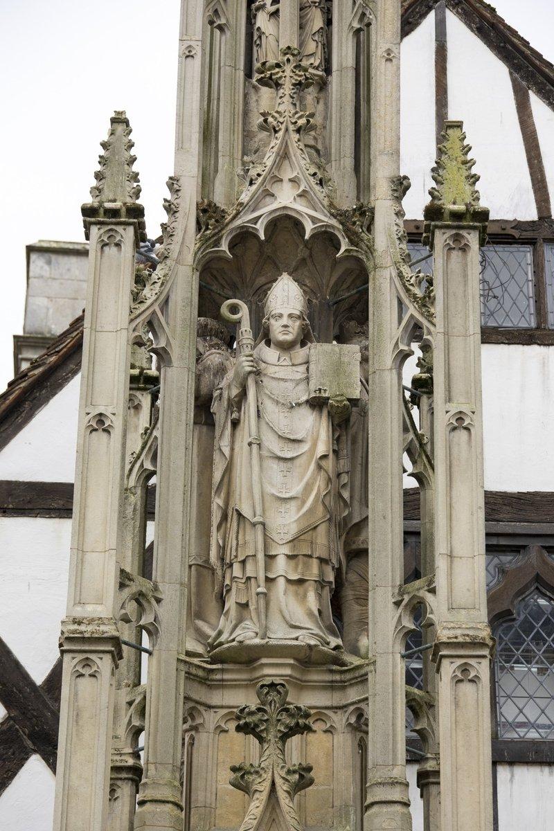 기념물 측면 (조각 디테일)