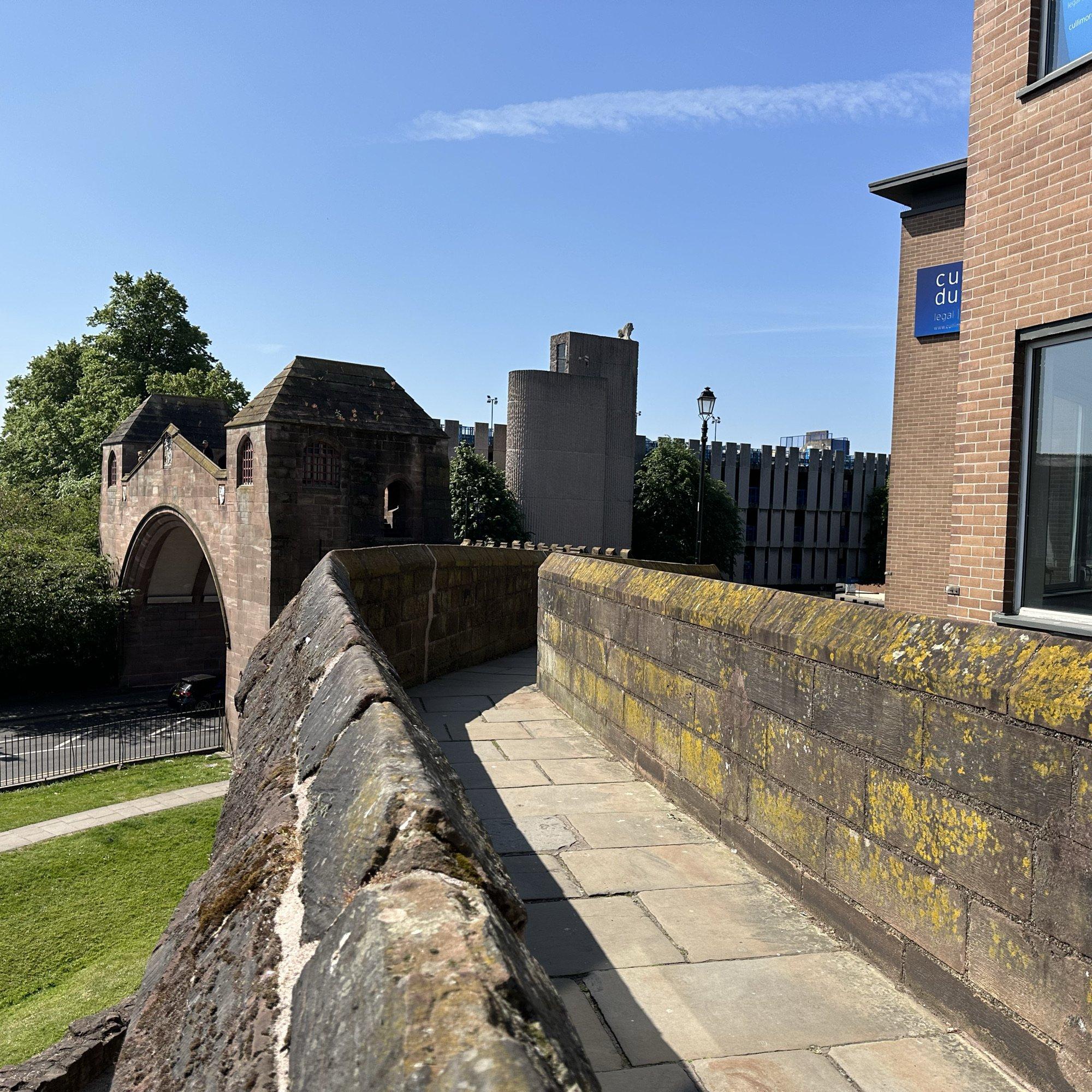 🏰 체스터 성벽 (Chester City Walls)